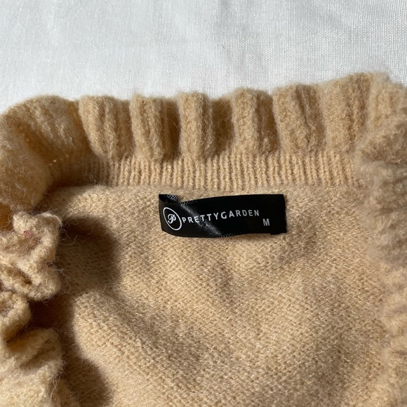 Pretty garden Ruffled button up cardigan sweater womens size M - Picture 5 of 6